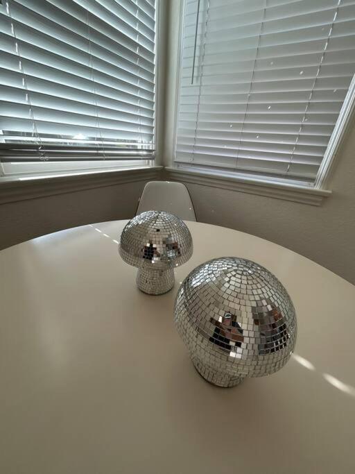 Entire Home By Newport Beach, Disneyland And Sna! Costa Mesa Extérieur photo